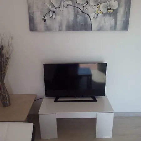 Apartamento Calan Blanes, Ciutadella, Con Jacuzzi Y Barbacoa דירה קאלה אן בלאנס