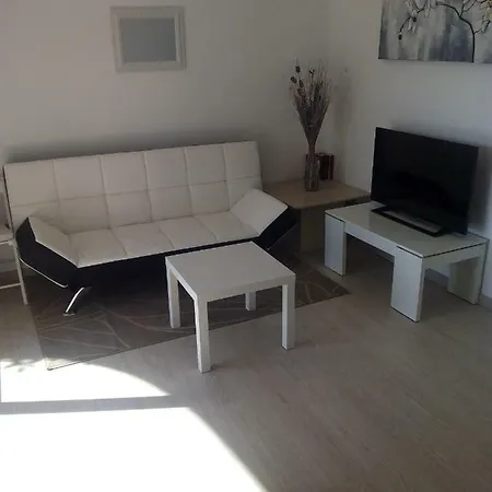Apartamento Calan Blanes, Ciutadella, Con Jacuzzi Y Barbacoa *