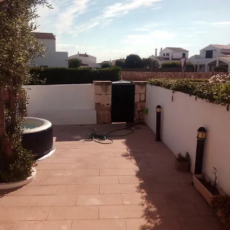 公寓 Apartamento Calan Blanes, Ciutadella, Con Jacuzzi Y Barbacoa