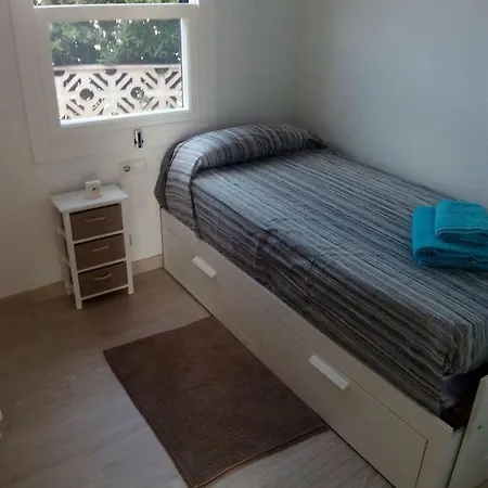 Apartamento Calan Blanes, Ciutadella, Con Jacuzzi Y Barbacoa 公寓 卡拉恩·布拉内斯